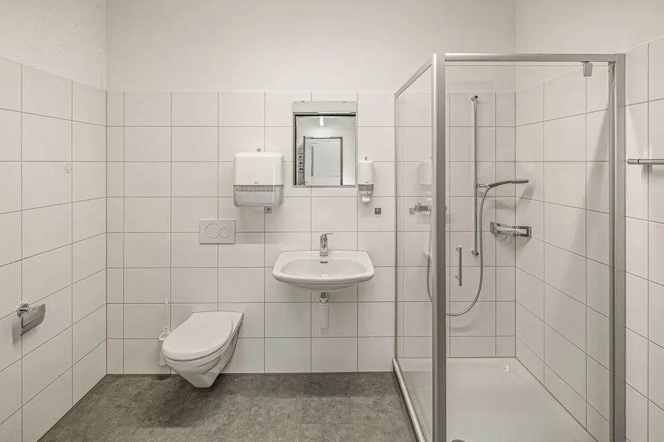 Letzte Erdgeschossfläche im Flor – Ihre Chance auf hohe Visibilität!