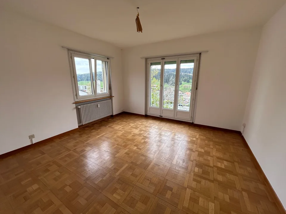 In affitto: bello appartamento 3.5 locali con balcone - Rue 26-Mars 34, Tramelan