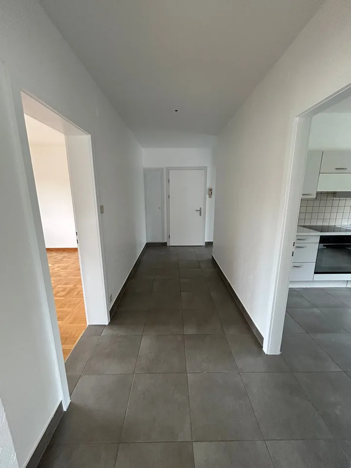 Zu vermieten: 3-Zimmer-Wohnung - Rue du Midi 34, St-Imier – Foto 6 von 16