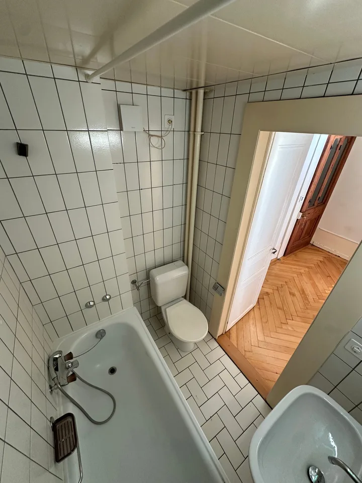 00543 - 2-Zimmer-Wohnung - Léopold-Robert 126 - La Chaux-de-Fonds