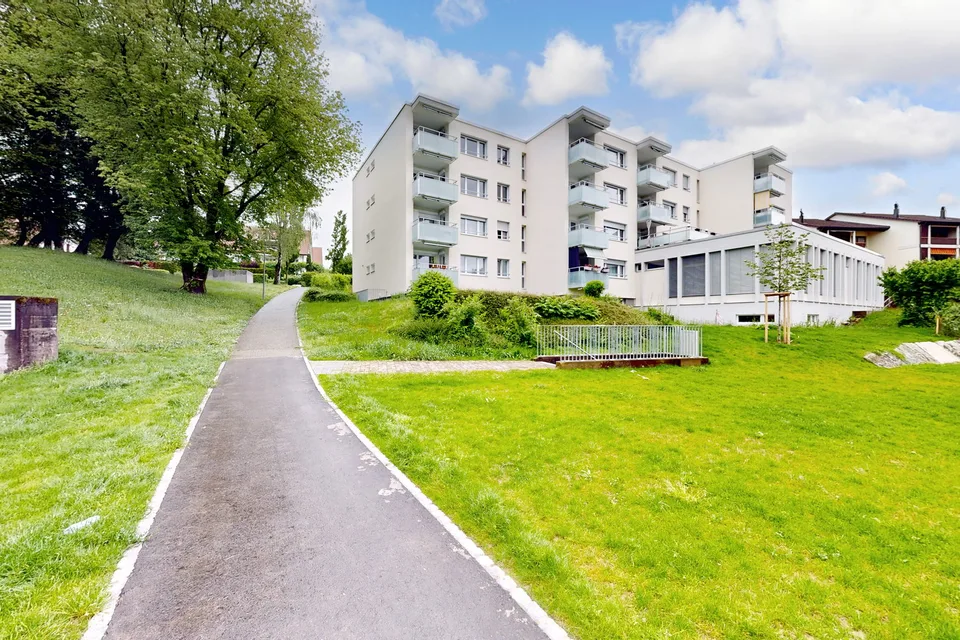 Helle Familienwohnung in grüner Umgebung - Mieten ohne Kaution!