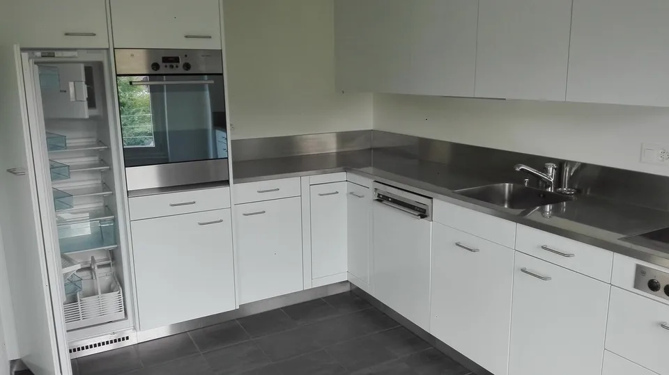Modern 4.5-room apartment with balcony for your family