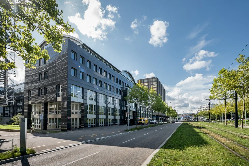 Möbliertes Büro an Toplage - sofort bezugsbereit