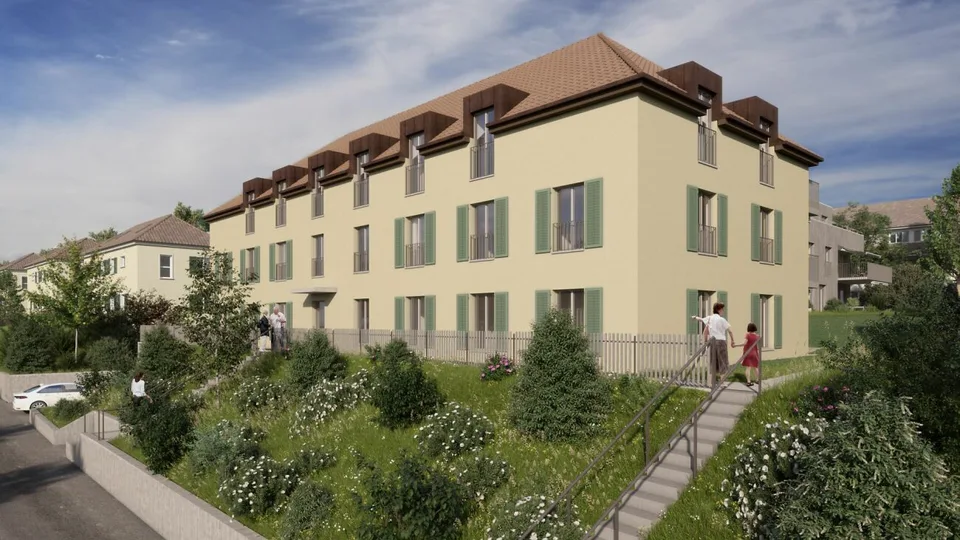 Appartamento di alta qualità di 3,5 locali al 1° piano con balcone