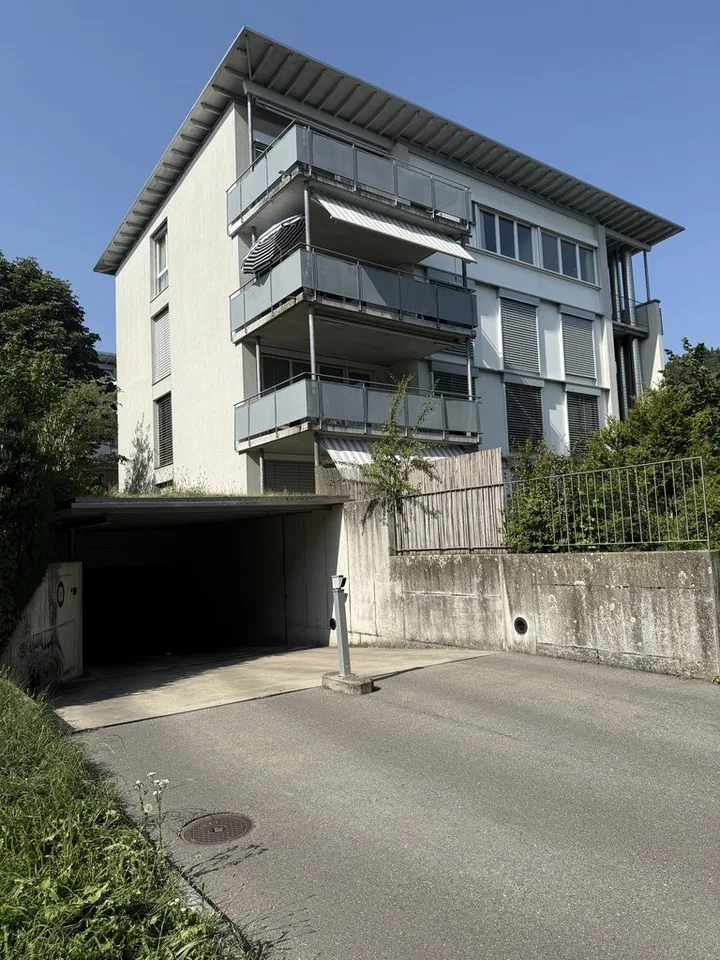 Einstellhallenplatz in Ittigen zu vermieten