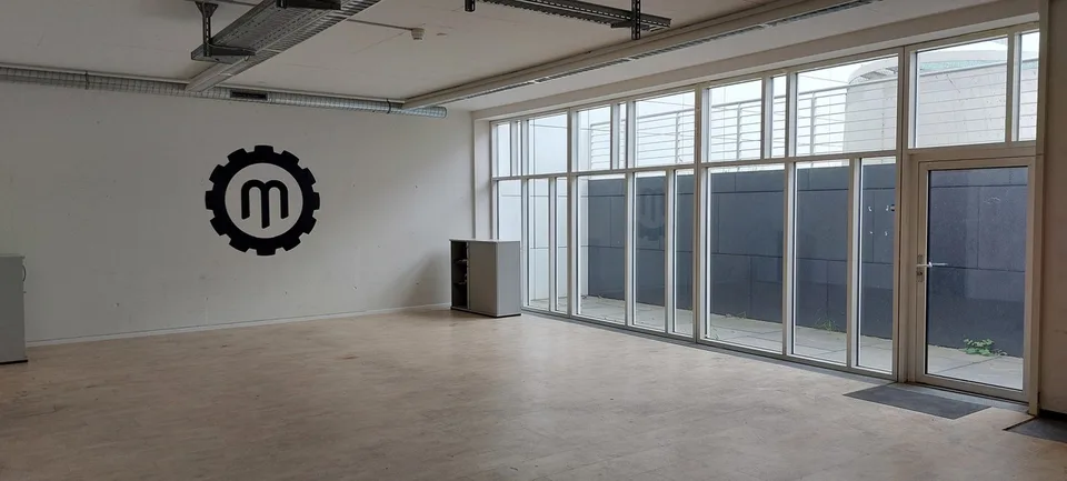 Zentraler Gewerbe-Standort: Büro-/Lagerflächen, Onlineshop