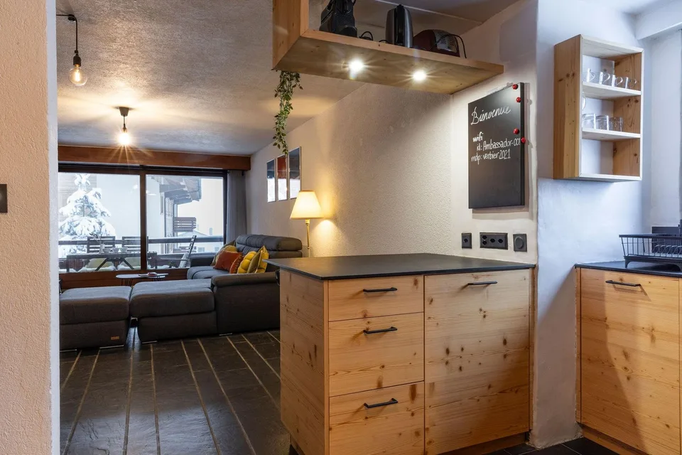 Affitto estivo disponibile fino al 30 novembre 2026 - Delizioso appartamento 1 camera con balcone nel cuore di Verbier