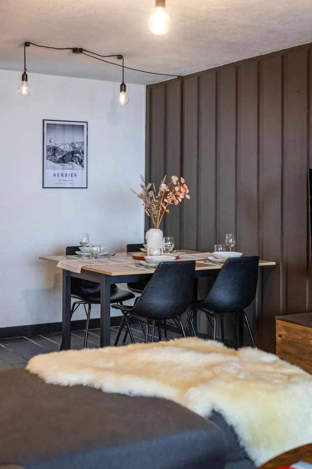 Sommervermietung verfügbar bis 30. November 2026 - Charmantes 1-Zimmer-Apartment mit Balkon im Herzen von Verbier – Foto 6 von 11