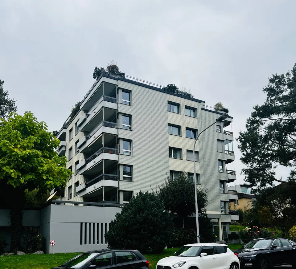 Benötigen Sie einen geschützten Auto-Einstellplatz für Ihr Fahrzeug?