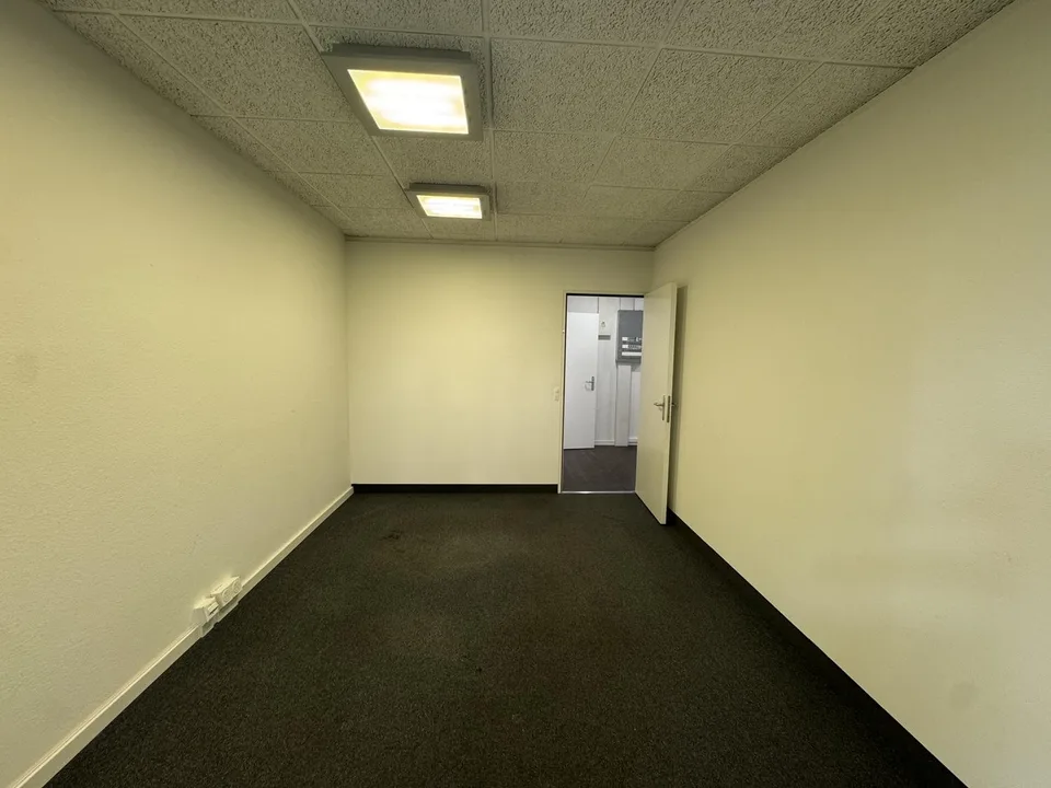 Ihr neuer Standort nahe Lochergut – Foto 6 von 7