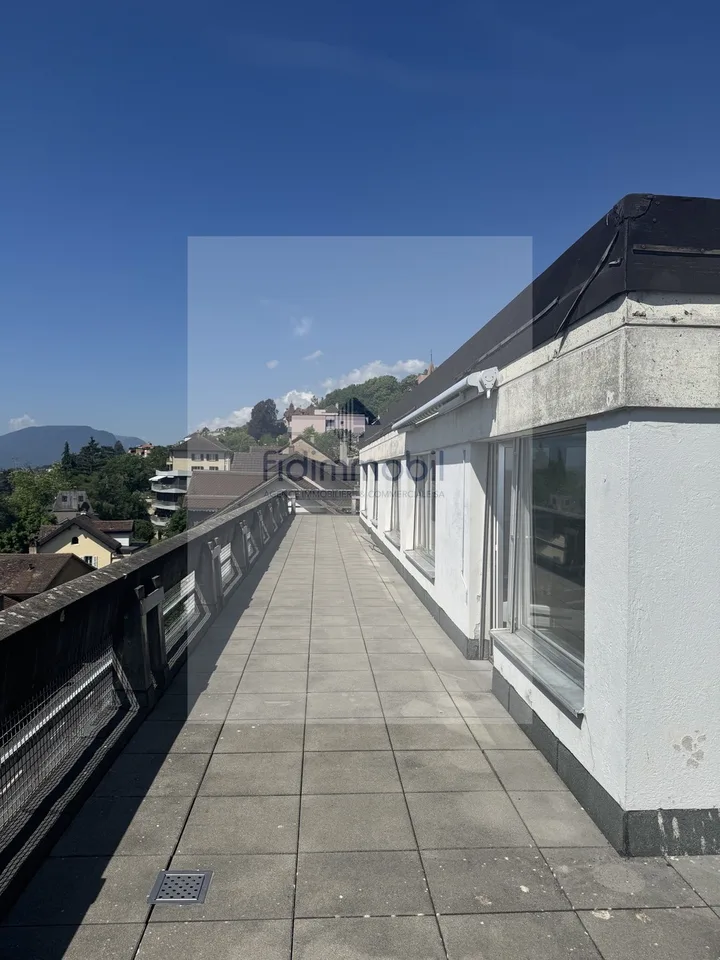 Mansarda di 5.5 locali con vista mozzafiato