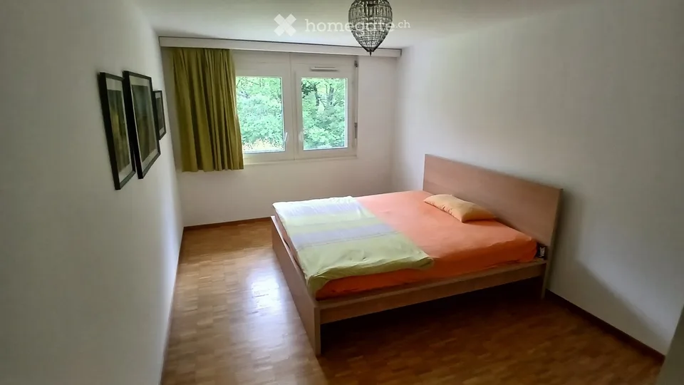 3 Zimmer zu vermieten 94 m² mit Balkon + innenparken