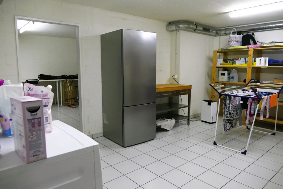 Appartamento unico e spazioso di 5,5 locali con giardino e camino – foto 13 di 13