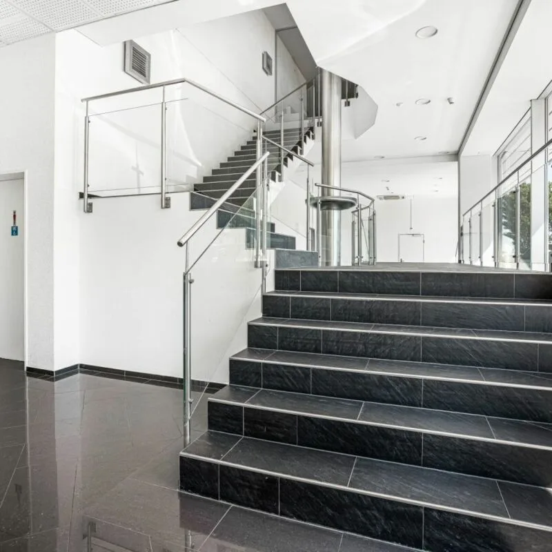 Helles Einzelbüro in Staad