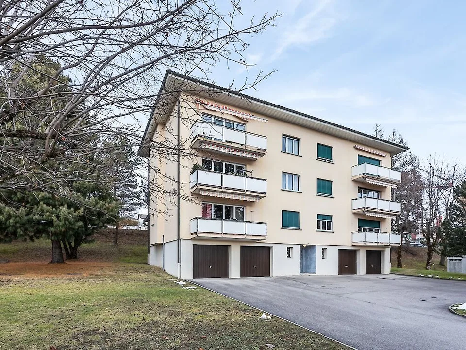 Geräumige 4.5-Zimmerwohnung im 3. Stock