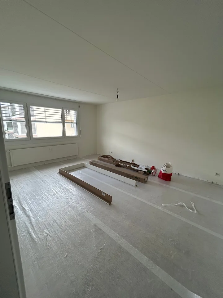 Helle 4.5-Zimmer-Wohnung mit grossem Balkon zu vermieten