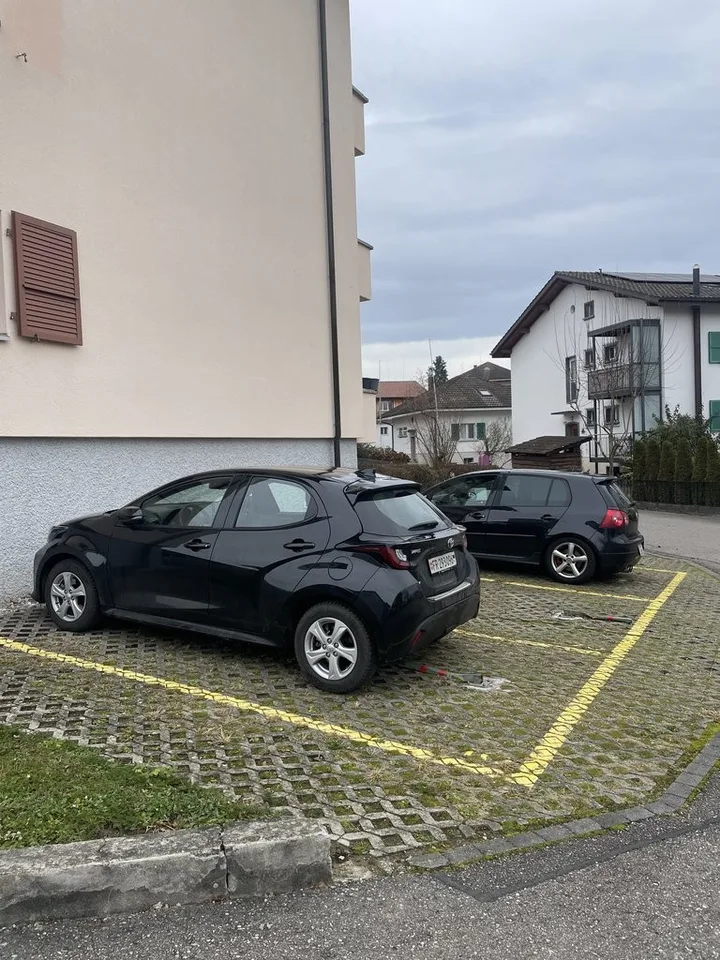 Außenparkplatz zu vermieten!