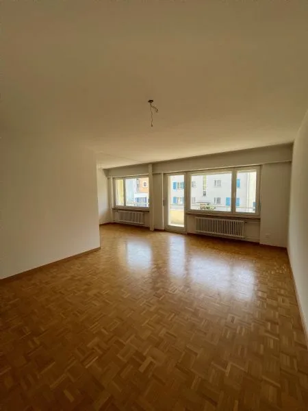4.5-Zimmer-Wohnung in zentraler Lage zu vermieten
