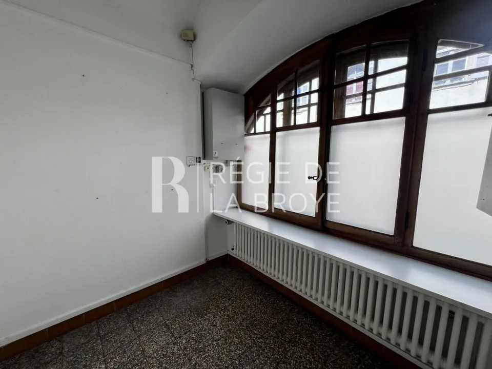 Administrative/Office 140 m2 in Estavayer-le-Lac – photo 9 of 17