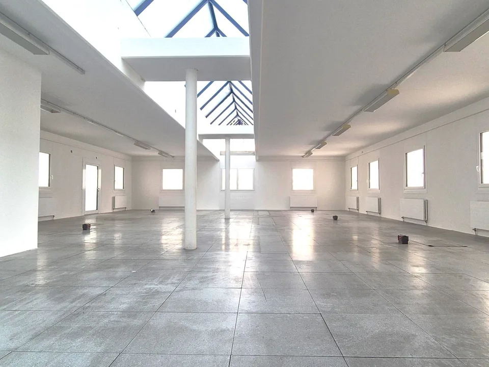 Büro 196 m² Open Space im Herzen von Chiasso