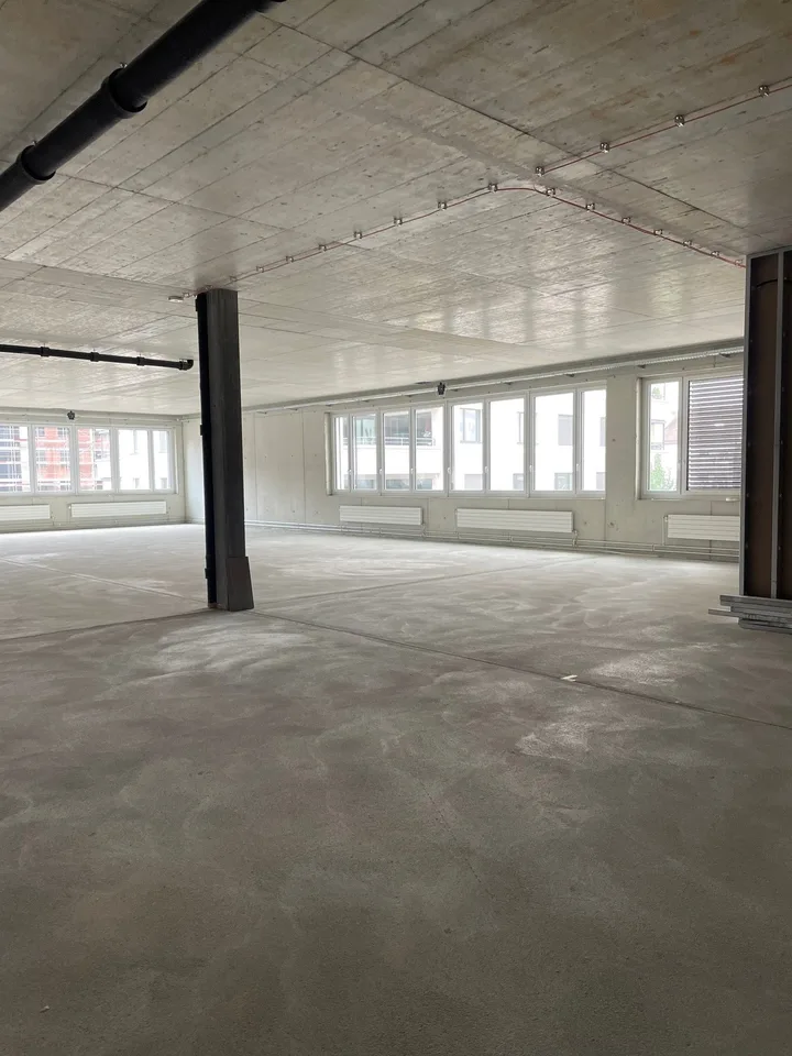 Ihre neue Geschäftsadresse - kombiniert mit Einkaufsmöglichkeiten und Fitnessstudio