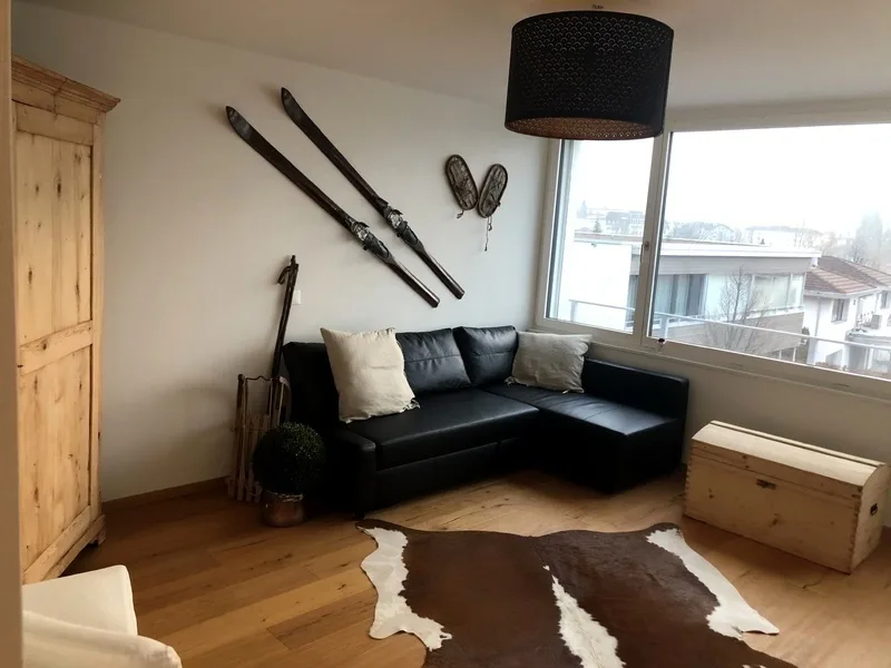 5 ZIMMER-ATTIKAWOHNUNG IN SARNEN (OW), MÖBLIERT