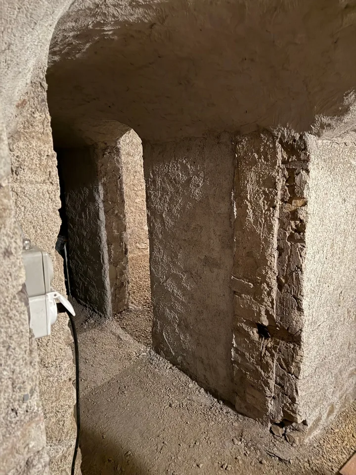 Ottimo cantina da affittare.