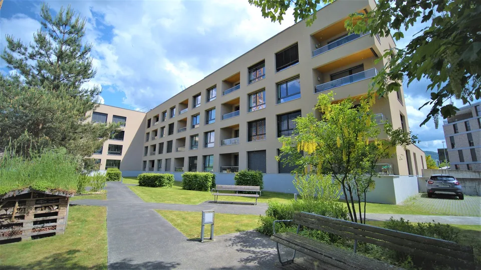 Prächtiges helles Dachgeschoss mit Terrasse – Freie Sicht im Zentrum von Delémont – Foto 12 von 12