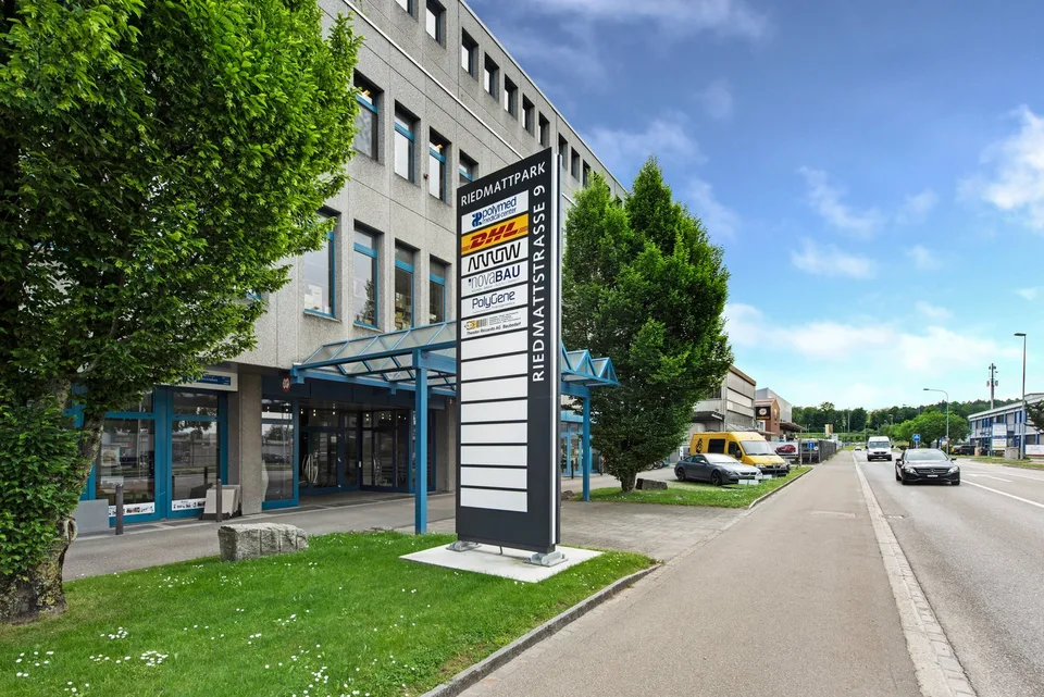 Laden-, Werkstattfläche mit 291m2 im Flughafengebiet Rümlang zu vermieten ab sofort