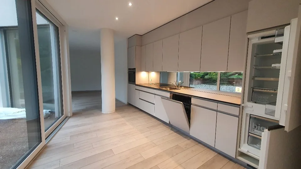 Appartement von hohem Standard, 4,5 Zimmer mit Terrasse