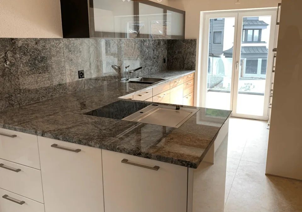 Moderne exklusive Loft-Wohnung mit Charme und Bergblick in Sevelen