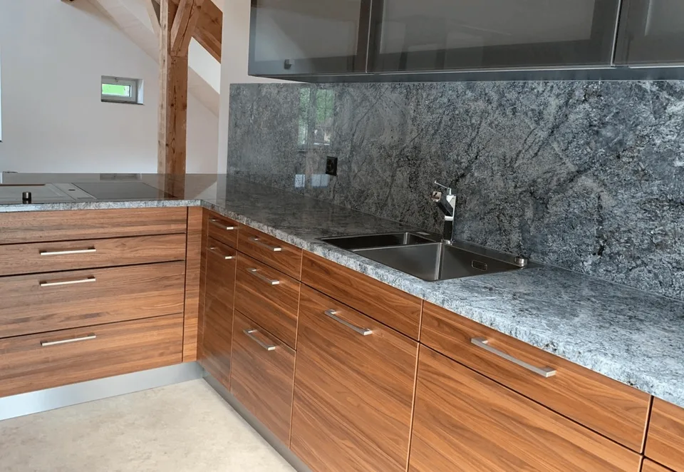 Appartement loft moderne et exclusif avec charme et vue sur les montagnes à Sevelen – photo 18 sur 30