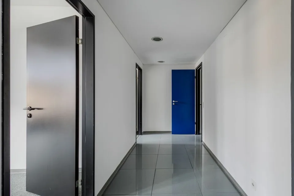 Ufficio in centro a Chiasso vis-a-vis la stazione FFS
