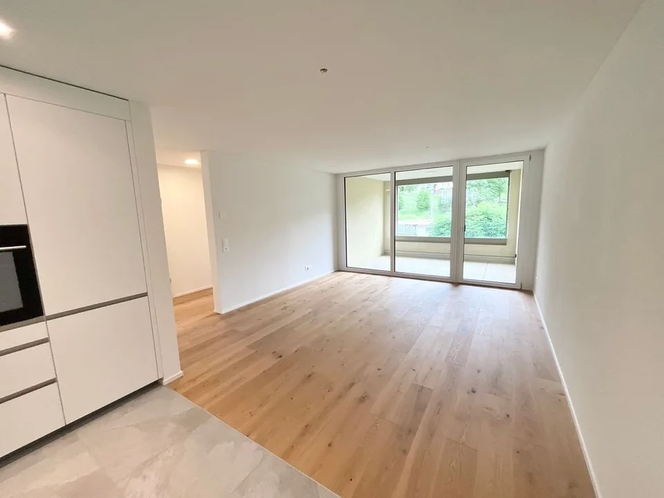 Neue 2.5-Zimmer-Wohnungen mit Loggia - Moderner Komfort, Nachhaltigkeit und Lebensqualität im Herzen des Dorfes