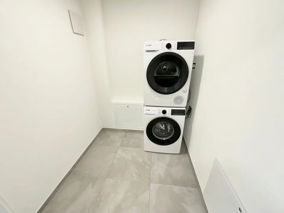 Neue 2.5-Zimmer-Wohnungen mit Loggia - Moderner Komfort, Nachhaltigkeit und Lebensqualität im Herzen des Dorfes