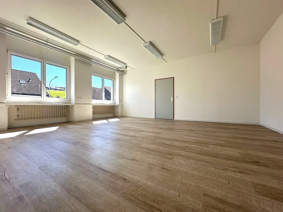 2 stanze singole chiare e attraenti à 30m2 e 35m2 – disponibili per occupazione immediata