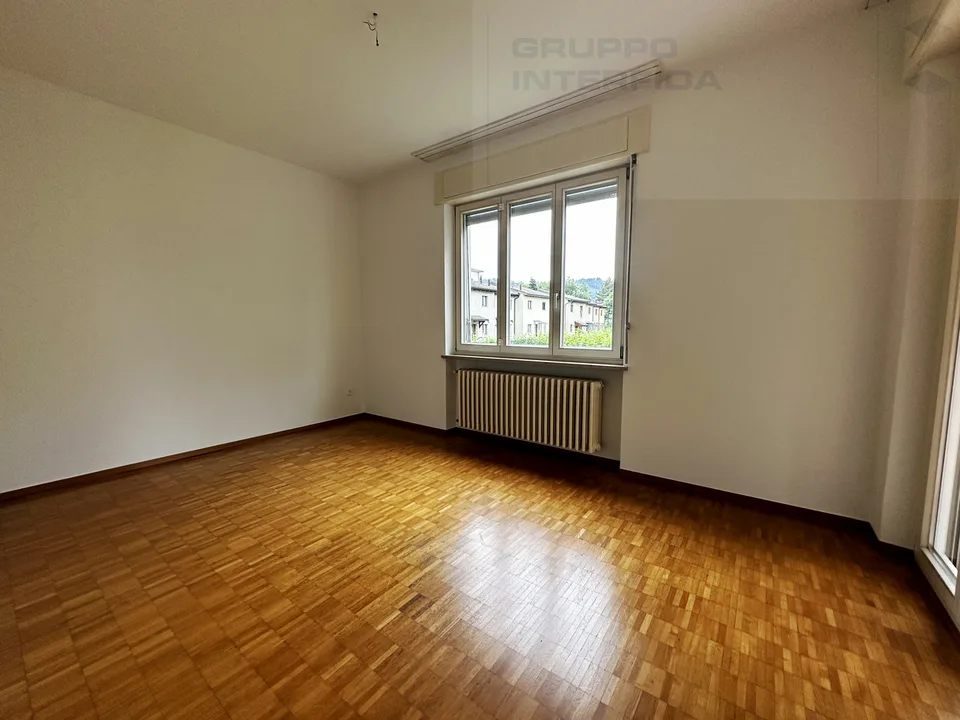 GROßES HAUS MIT GARTEN – Foto 11 von 13