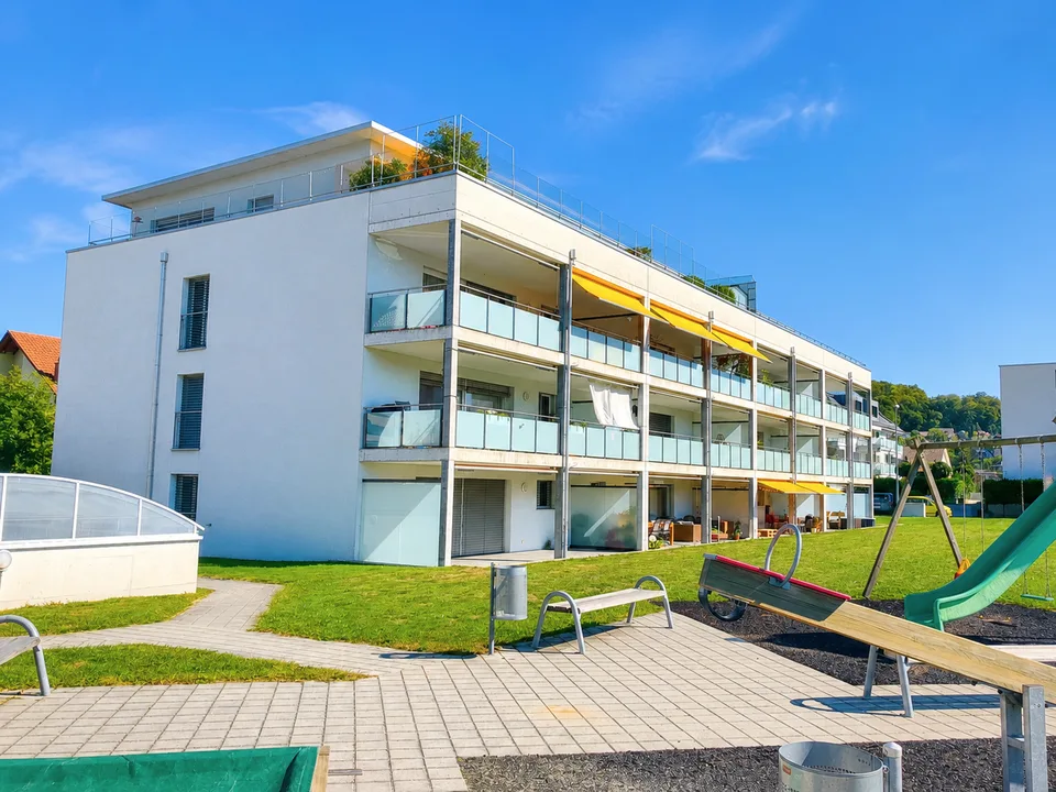 Schöne 4.5-Zimmer-Wohnung mit Balkon und Aussicht in Kappel