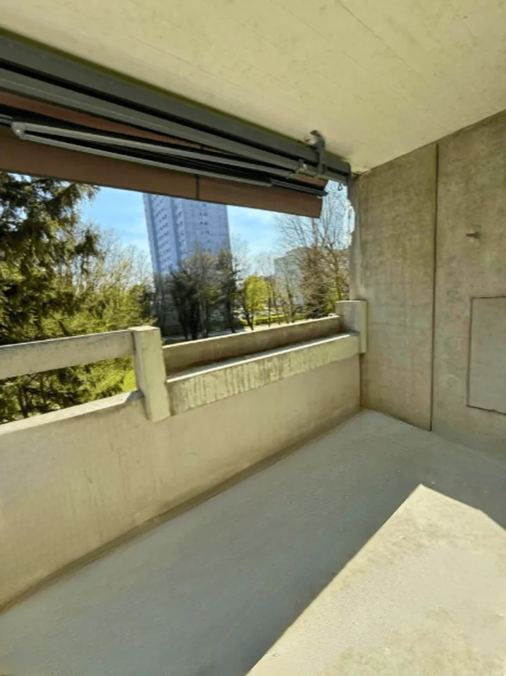 Sonnige 3.5-Zimmer-Wohnung mit Balkon in Nidau – Foto 8 von 9