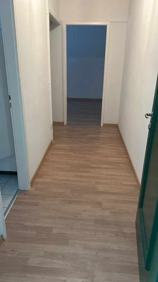 Zweizimmerwohnung mit viel Licht im 5. Stock in La Chaux-de-Fonds