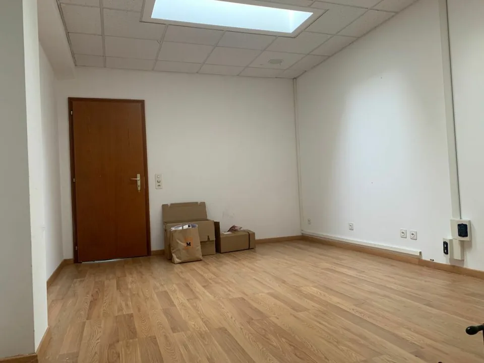Affittasi uffici – Foto 16 von 18