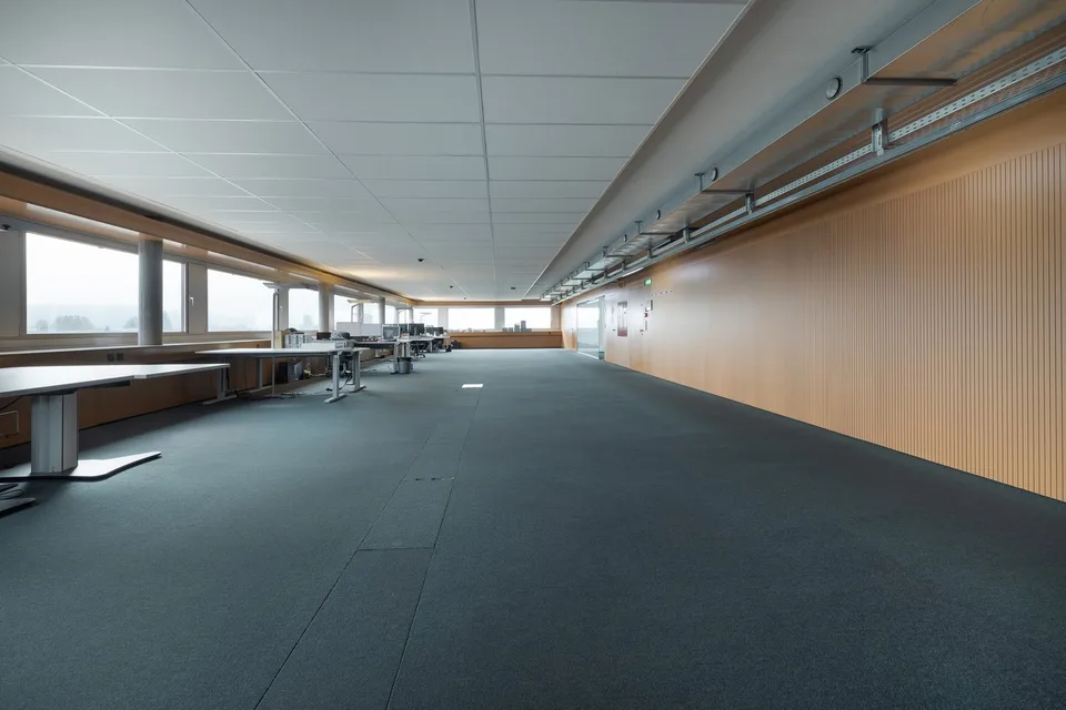 Bezugsbereite Büroflächen in Gehdistanz zum Bahnhof Rotkreuz - flexibel gestaltbar – Foto 6 von 14