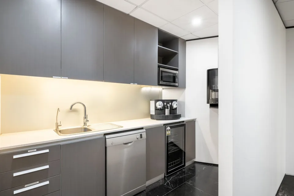 Spazio di ufficio privato per 2 in Regus Spoom Glattpark