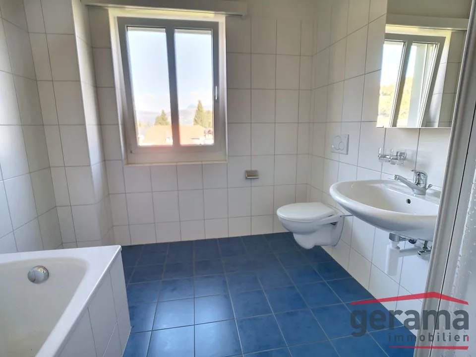 Grosse 3.5 Zimmerwohnung in Oberschrot . – Foto 10 von 13