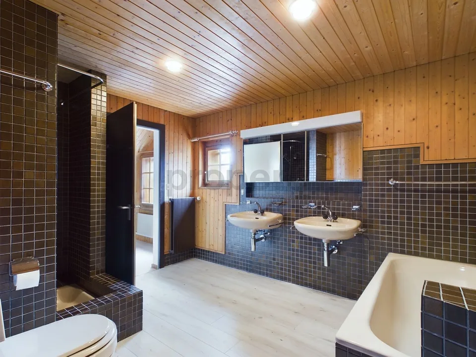 Maisonette spaziosa di 5,5 stanze con balcone e 2 bagni a Bischofszell