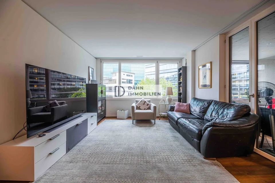 3.5-Zi.-Wohnung mit Loggia beim Maaghof mieten, Zürich