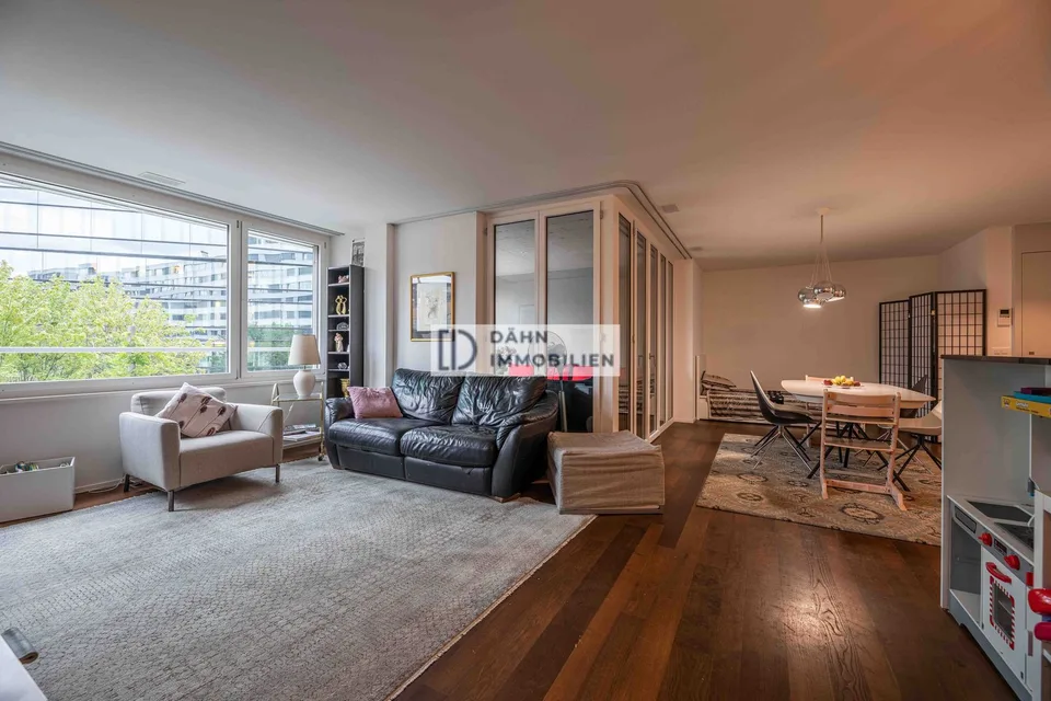 3.5-Zi.-Wohnung mit Loggia beim Maaghof mieten, Zürich