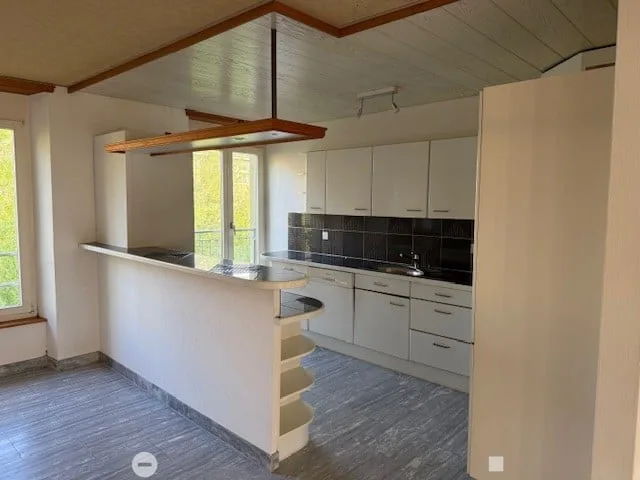 Appartamento moderno 2 1/2 locali su Unterer Quai a Biel/Bienne