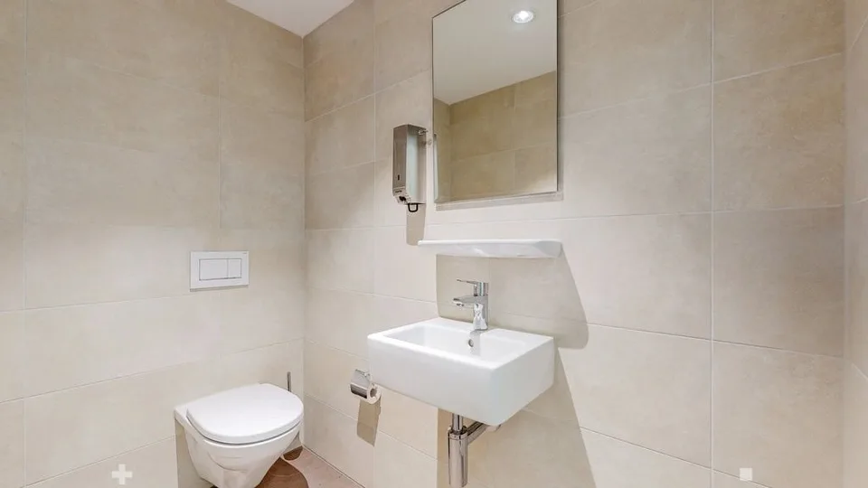 Top-located office space! – photo 7 of 9