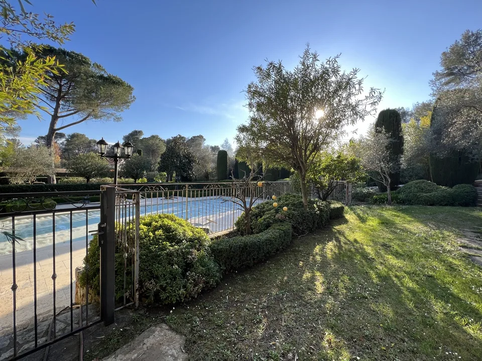 Proprietà magnifica a soli 20 minuti dal mare